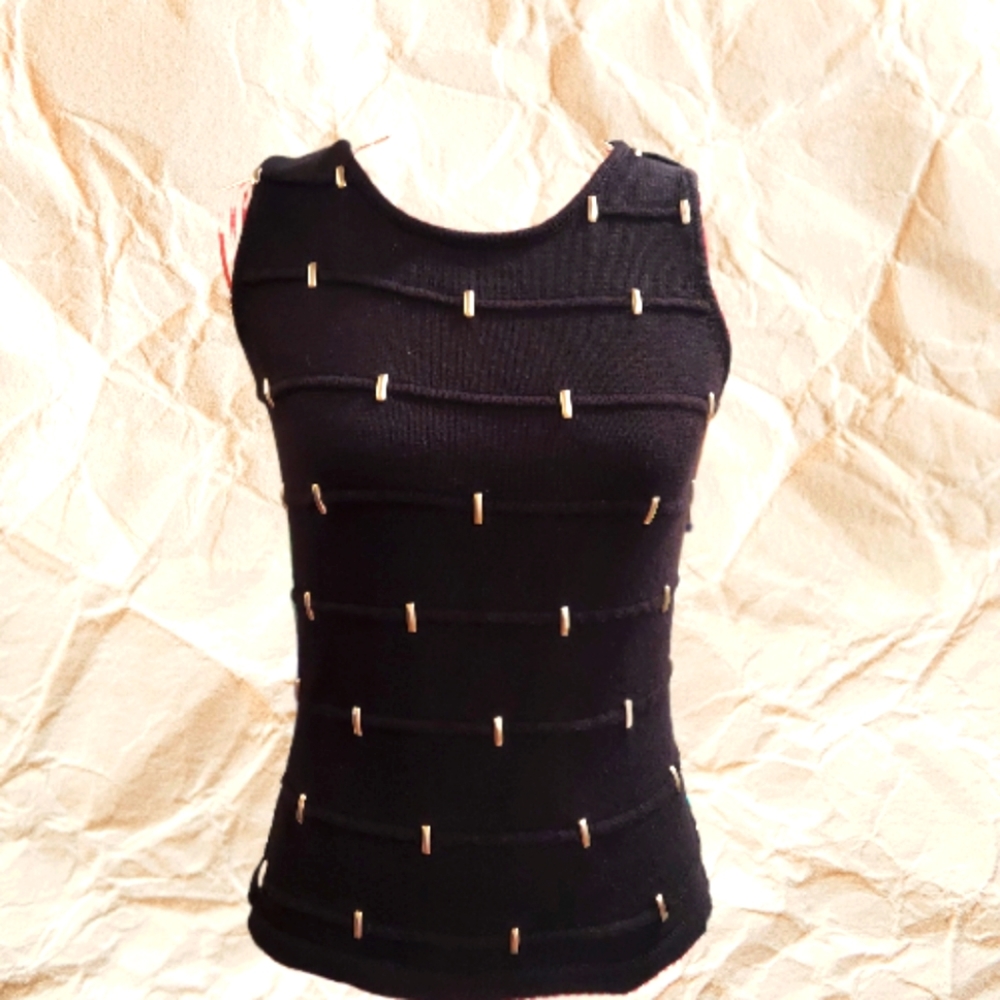 VINTAGE GANTOS BLACK SLEEVELESS SWEATER W/ METAL SIZE SMALL